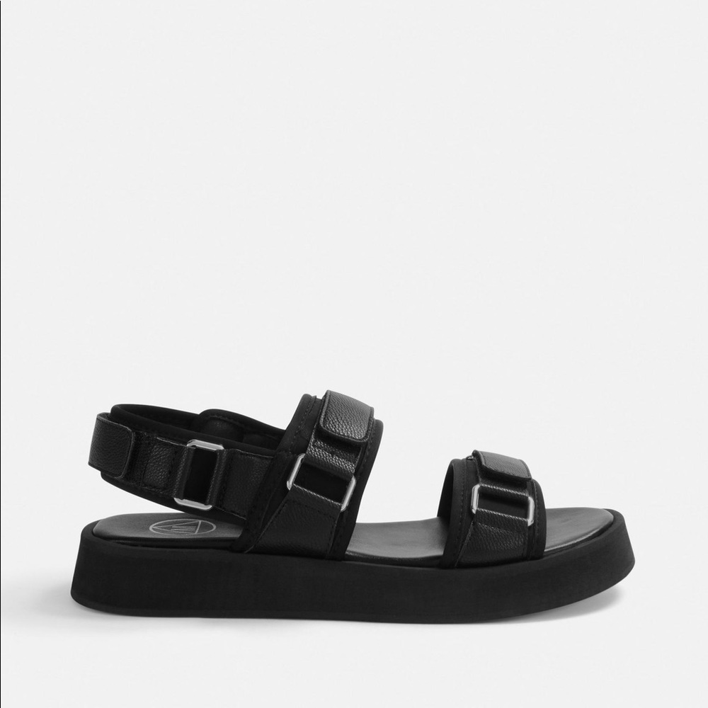 ❌SOLD❌***NWOT*** MISSGUIDED GRANDAD SANDALS - Picture 5 of 9